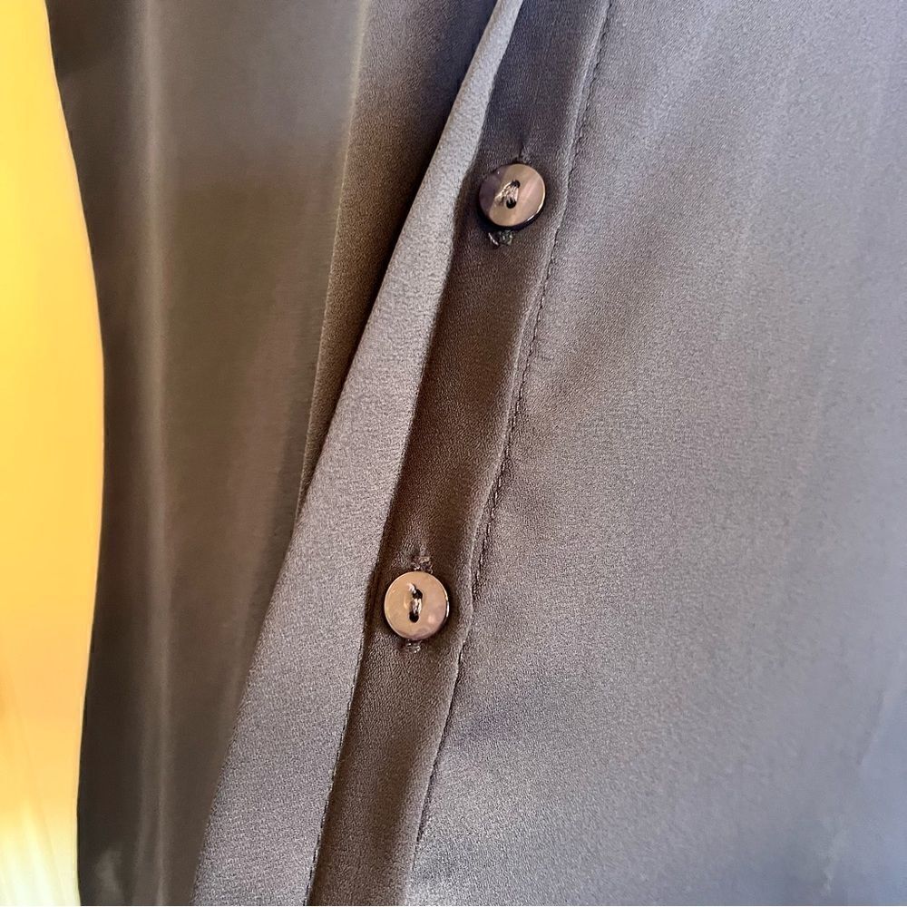 Blue button up blouse Medium - Picture 3 of 7